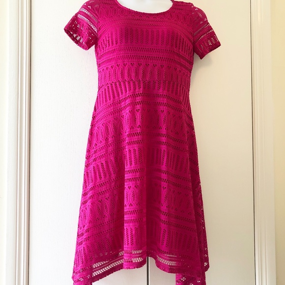 NWOT Lovely Fuchsia Pink Embroidered Below Knee Dress Size: M - Picture 6 of 13